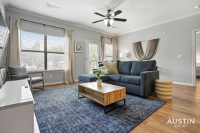 Charming and Spacious Apt in Austin with a Pool
